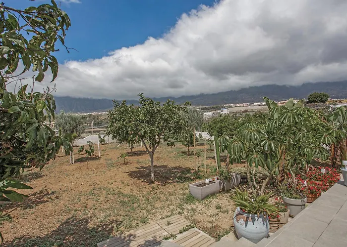 Piscina Climatizada Nyaraló La Hidalga