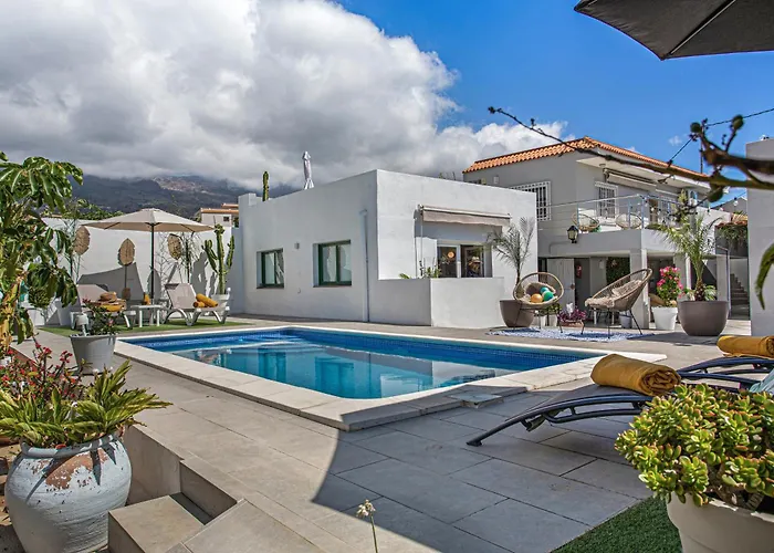 Nyaraló Piscina Climatizada