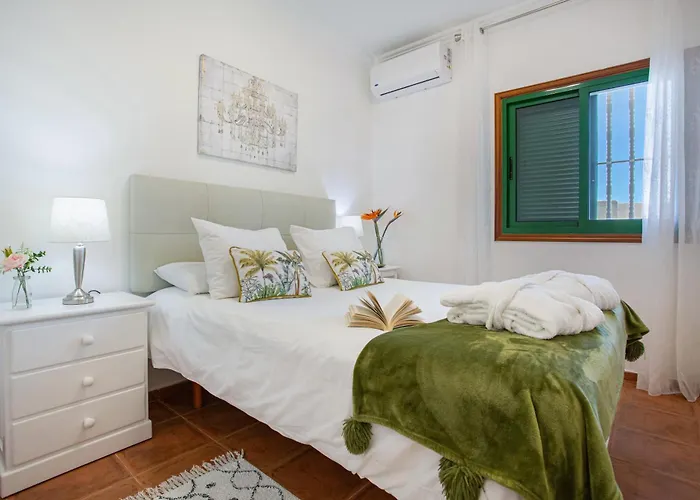 Nyaraló Piscina Climatizada